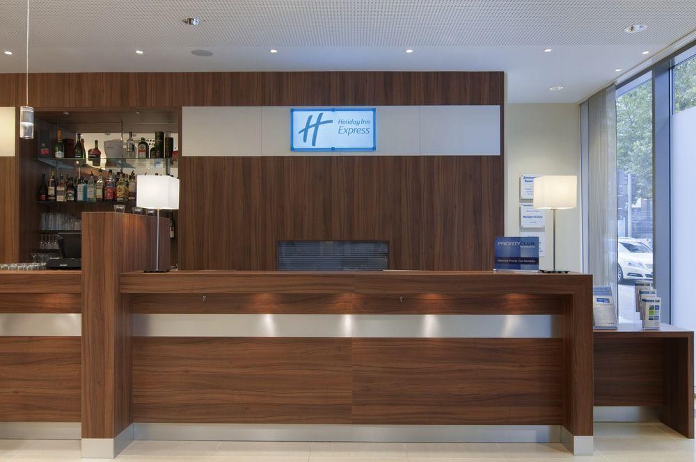 Holiday Inn Express Hamburg - St. Pauli-Messe מראה חיצוני תמונה